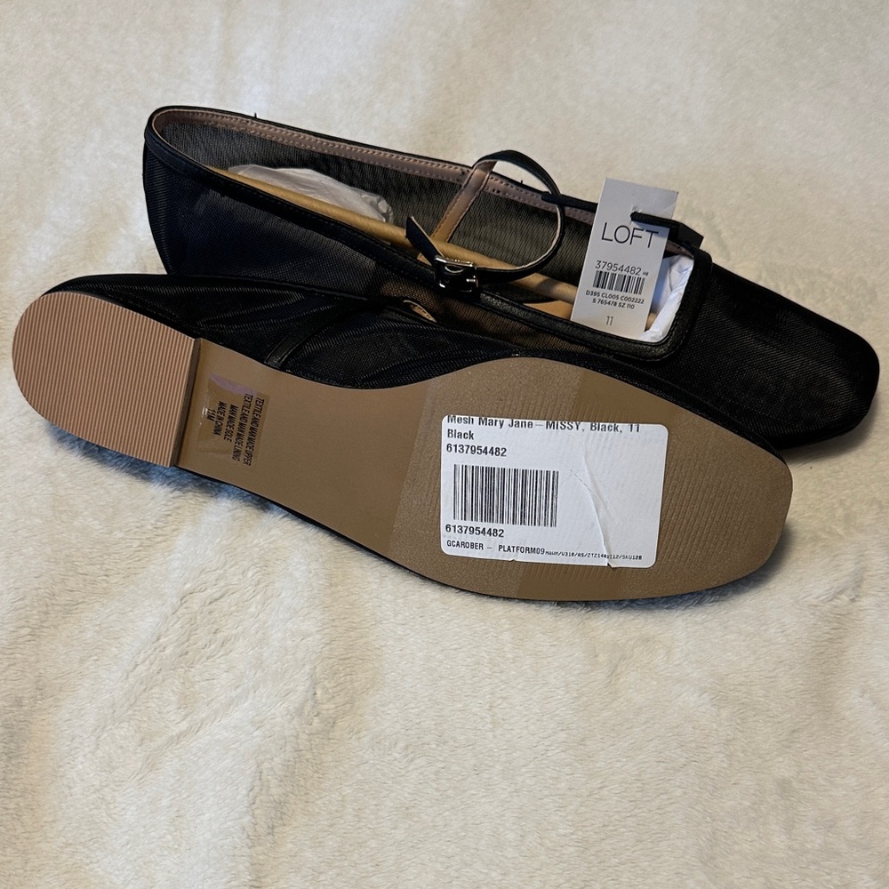 LOFT Elegant Black Flats